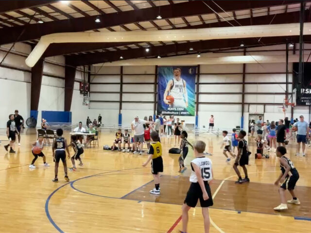 Mambas Elite Black Dominates Season Opener with Stellar Defense